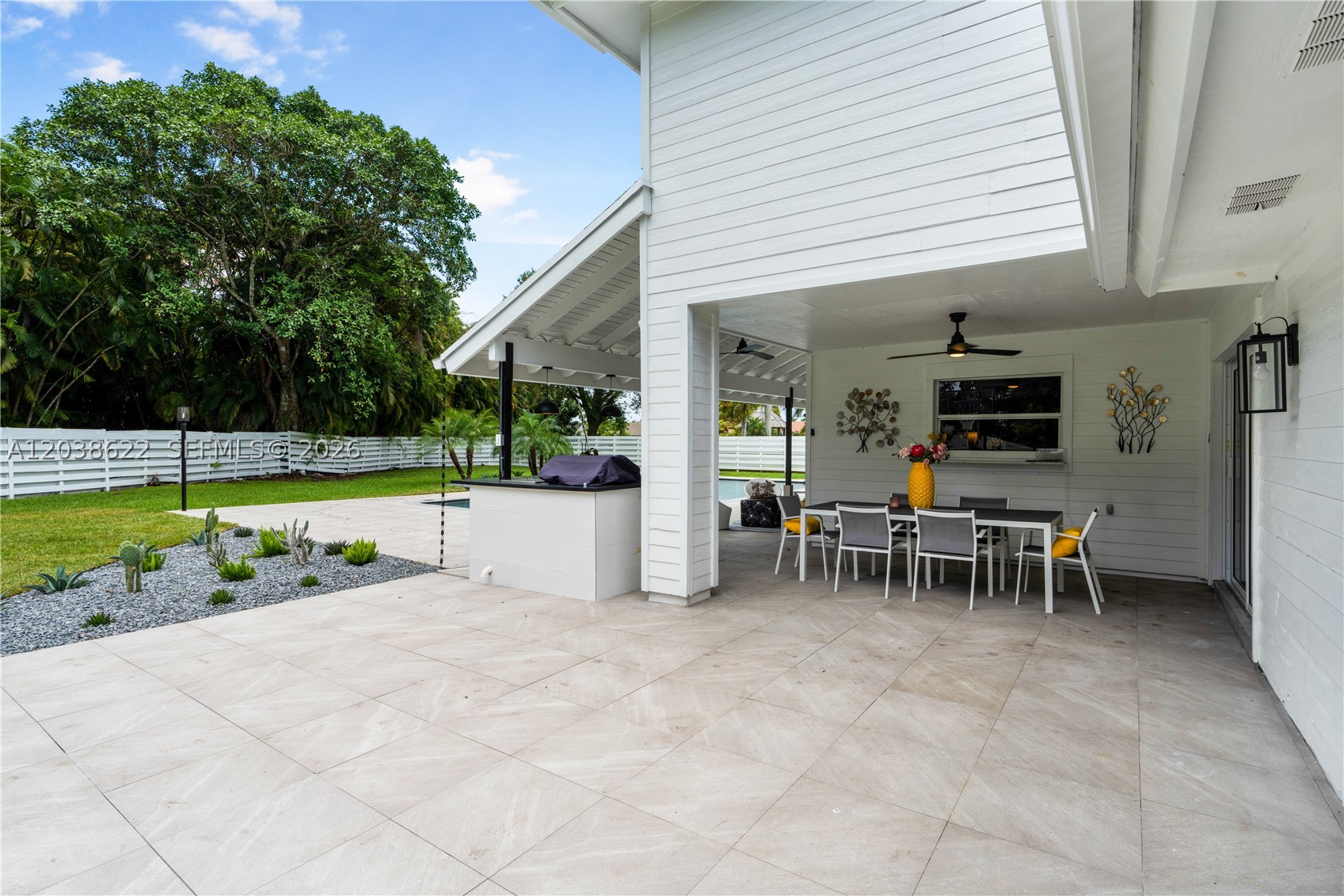 COUNTRY WALK SEC 3 - Residential