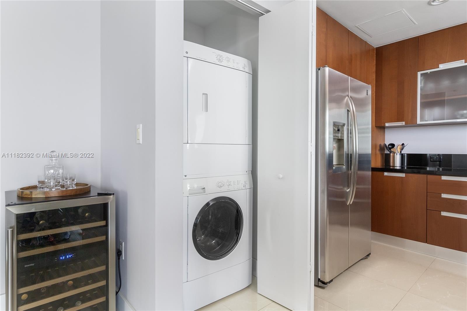 THE LEXI CONDO - Residential Lease
