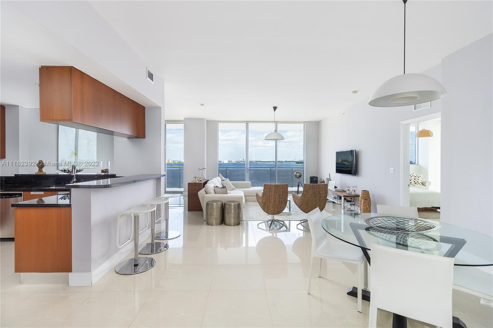 THE LEXI CONDO - Residential Lease