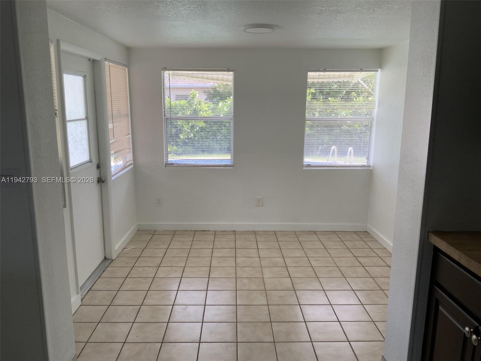 NORTH MARGATE 1ST ADD - Residential Lease