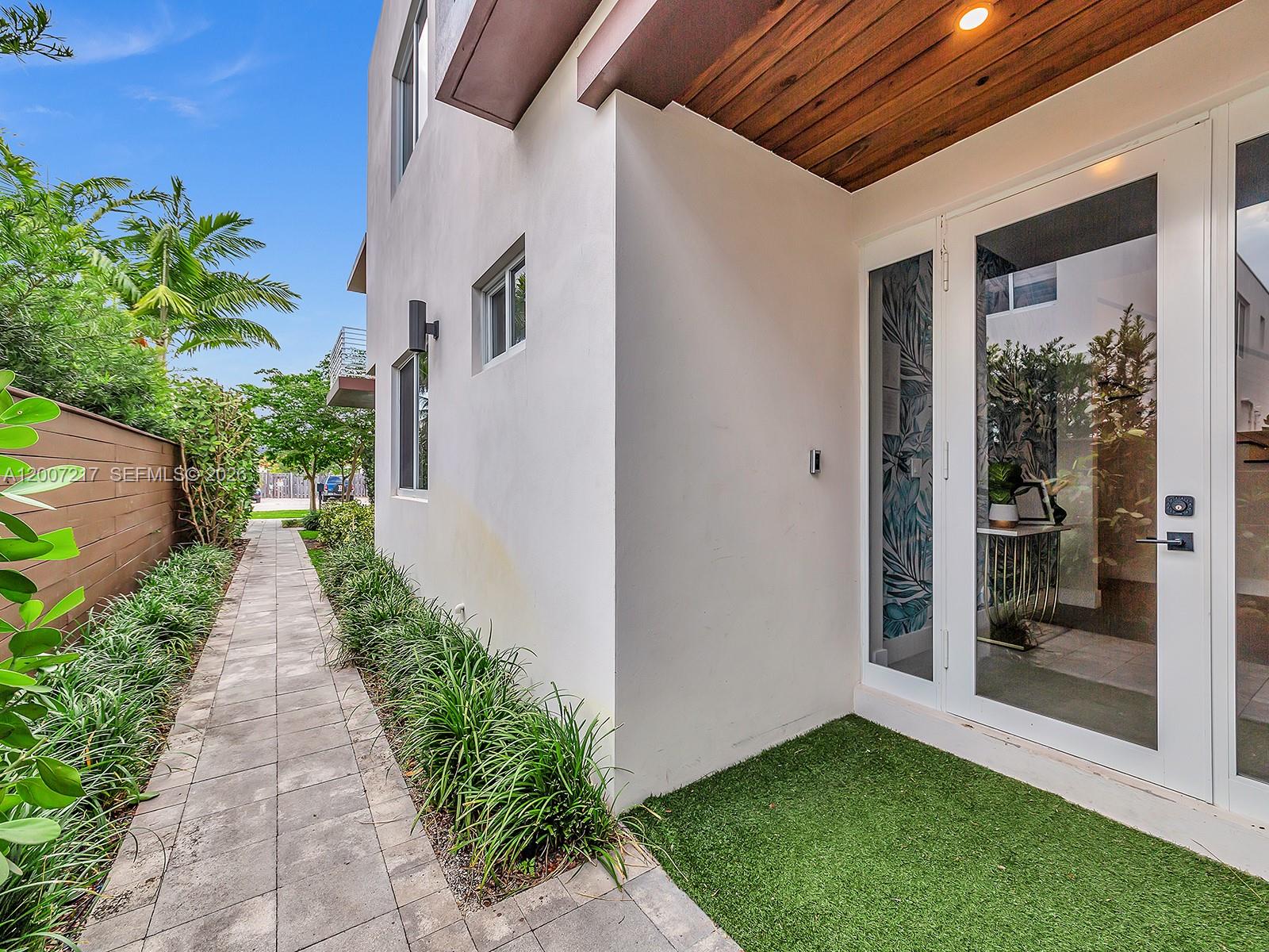 LIVERMORE ESTATES - Residential