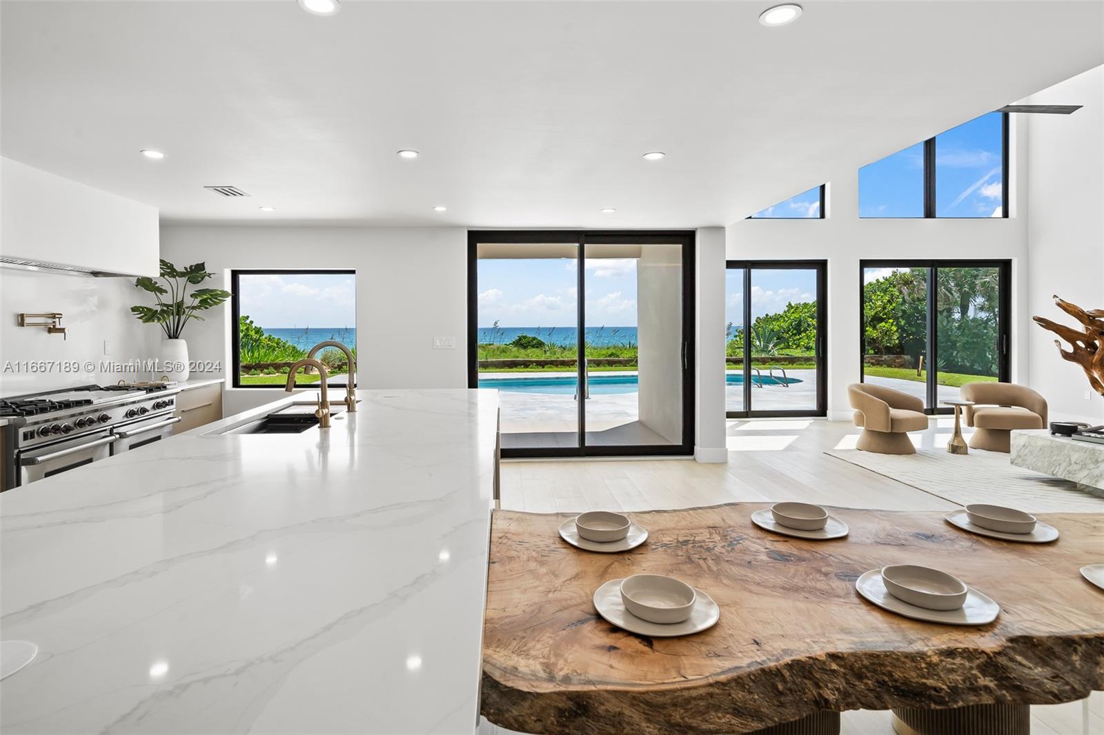 EAU GALLIE BY THE SEA - Residential