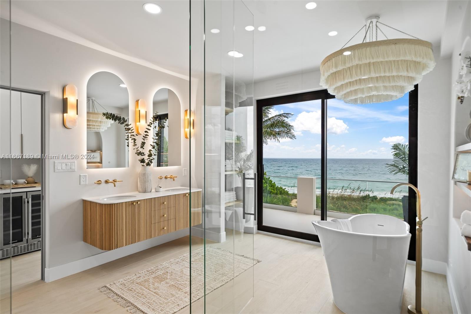 EAU GALLIE BY THE SEA - Residential
