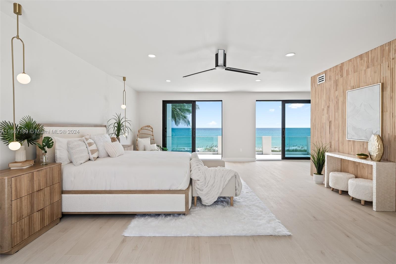 EAU GALLIE BY THE SEA - Residential