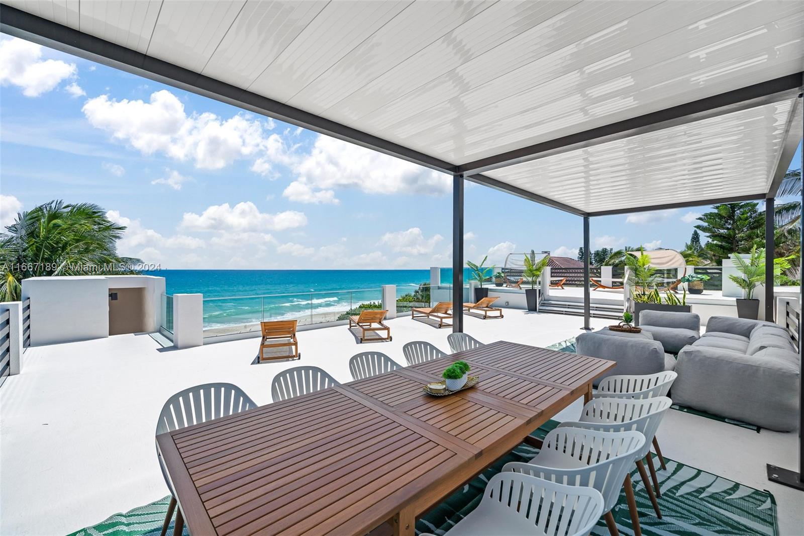 EAU GALLIE BY THE SEA - Residential