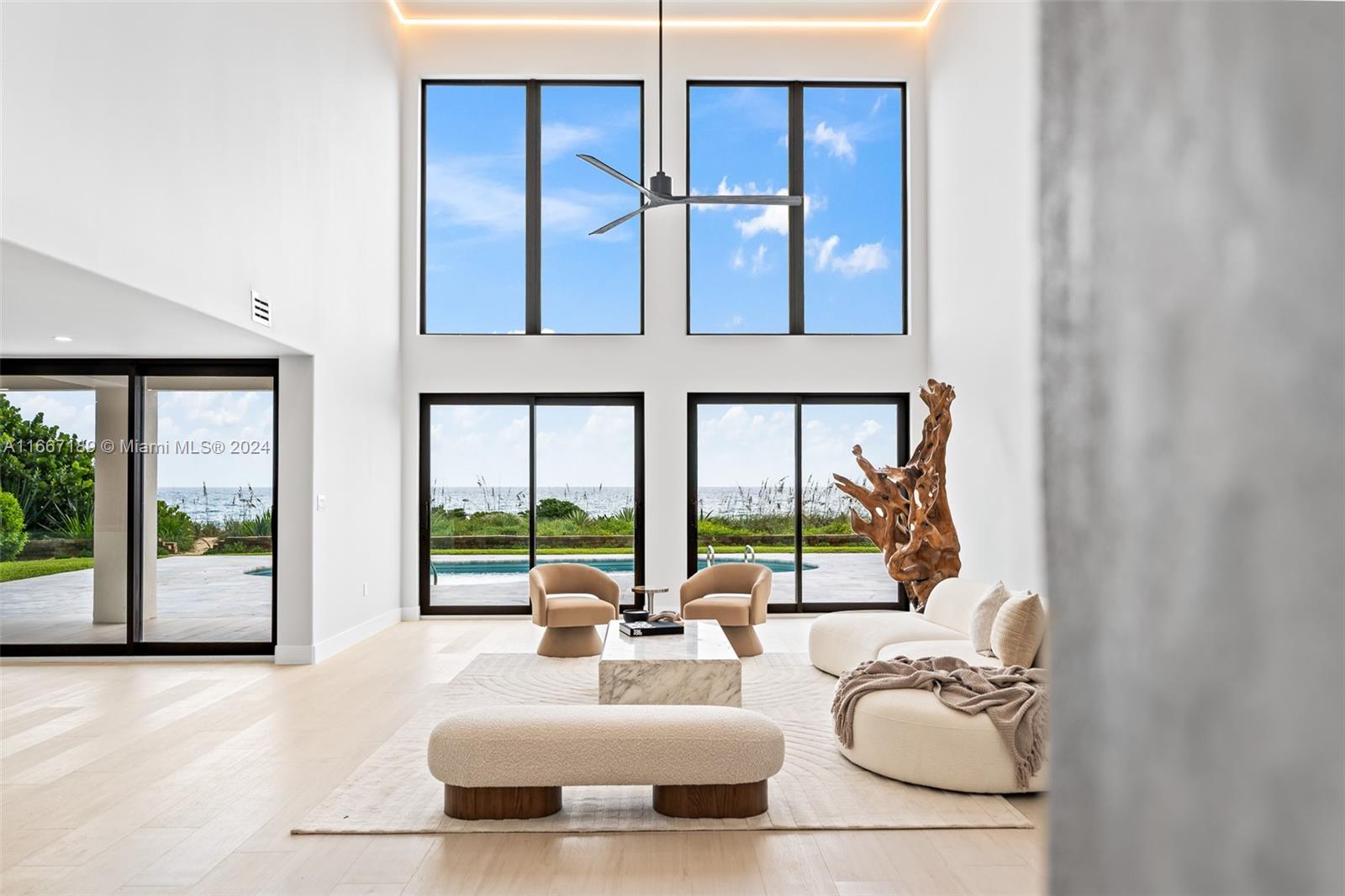 EAU GALLIE BY THE SEA - Residential