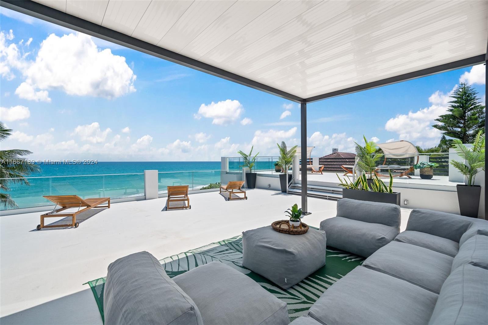 EAU GALLIE BY THE SEA - Residential