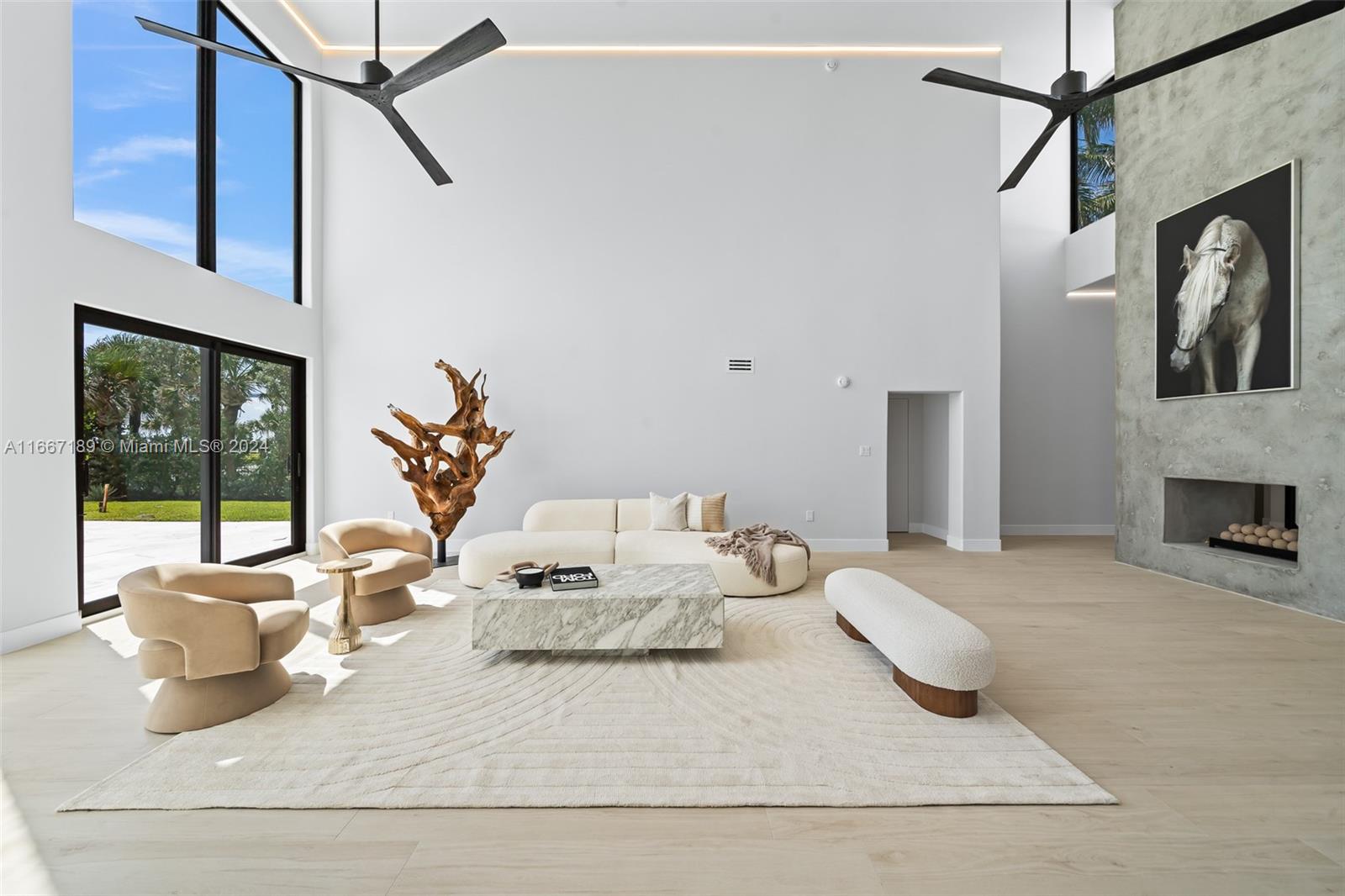 EAU GALLIE BY THE SEA - Residential
