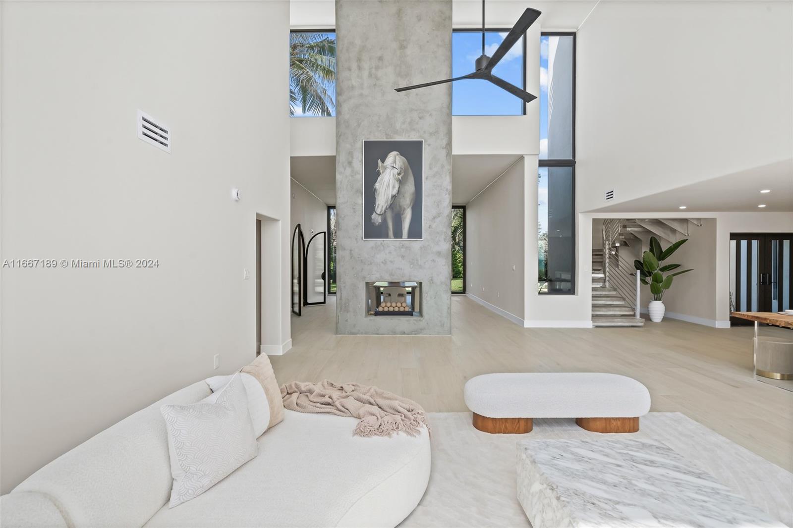 EAU GALLIE BY THE SEA - Residential
