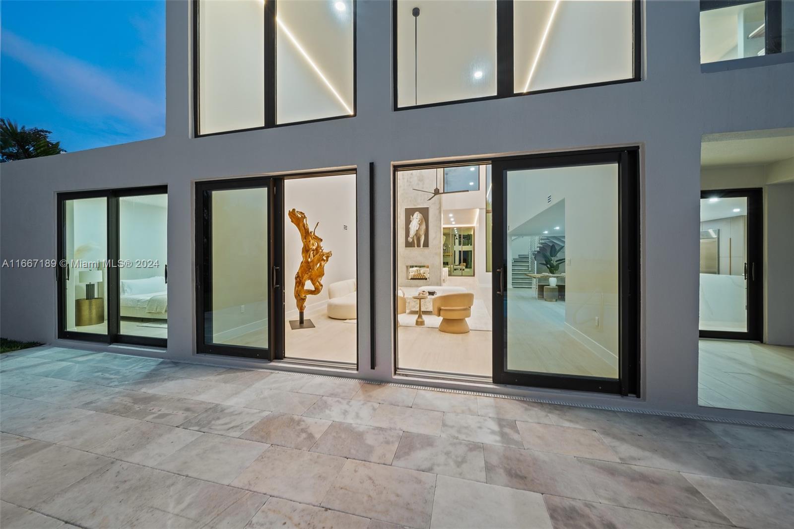 EAU GALLIE BY THE SEA - Residential
