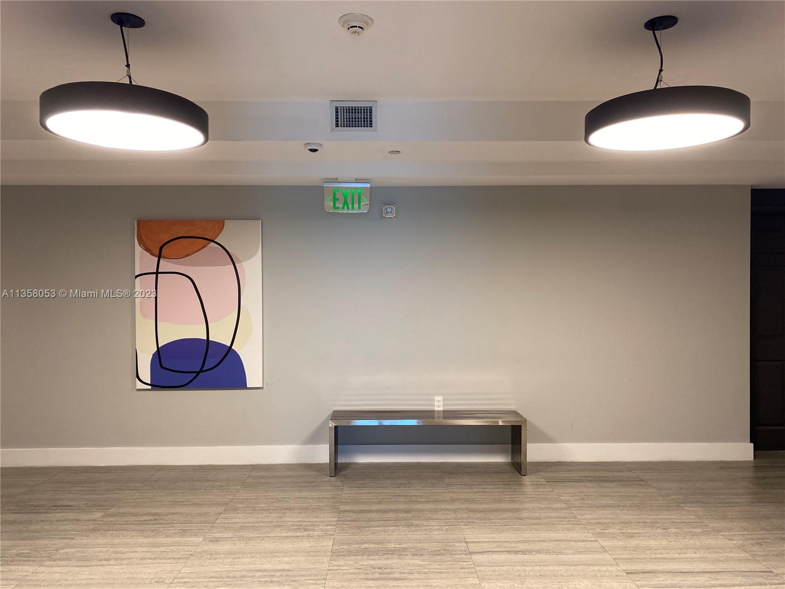 HOLLYWOOD STATION RES CON - Residential Lease