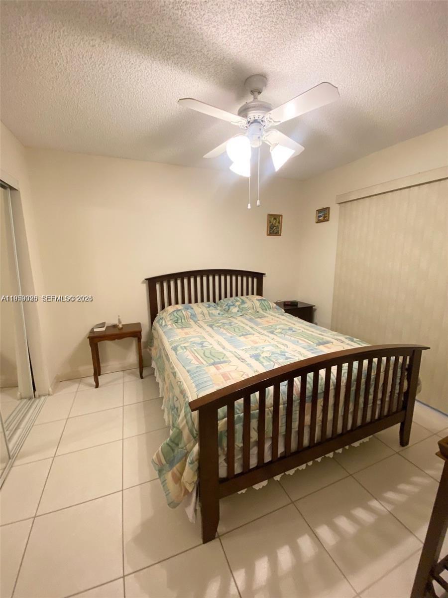 WHISPER WALK SEC C CONDO - Residential