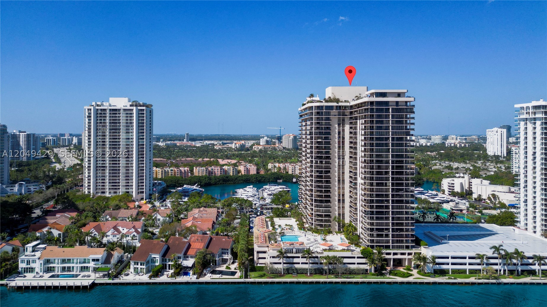 TURNBERRY ISLE SOUTH COND - Residential
