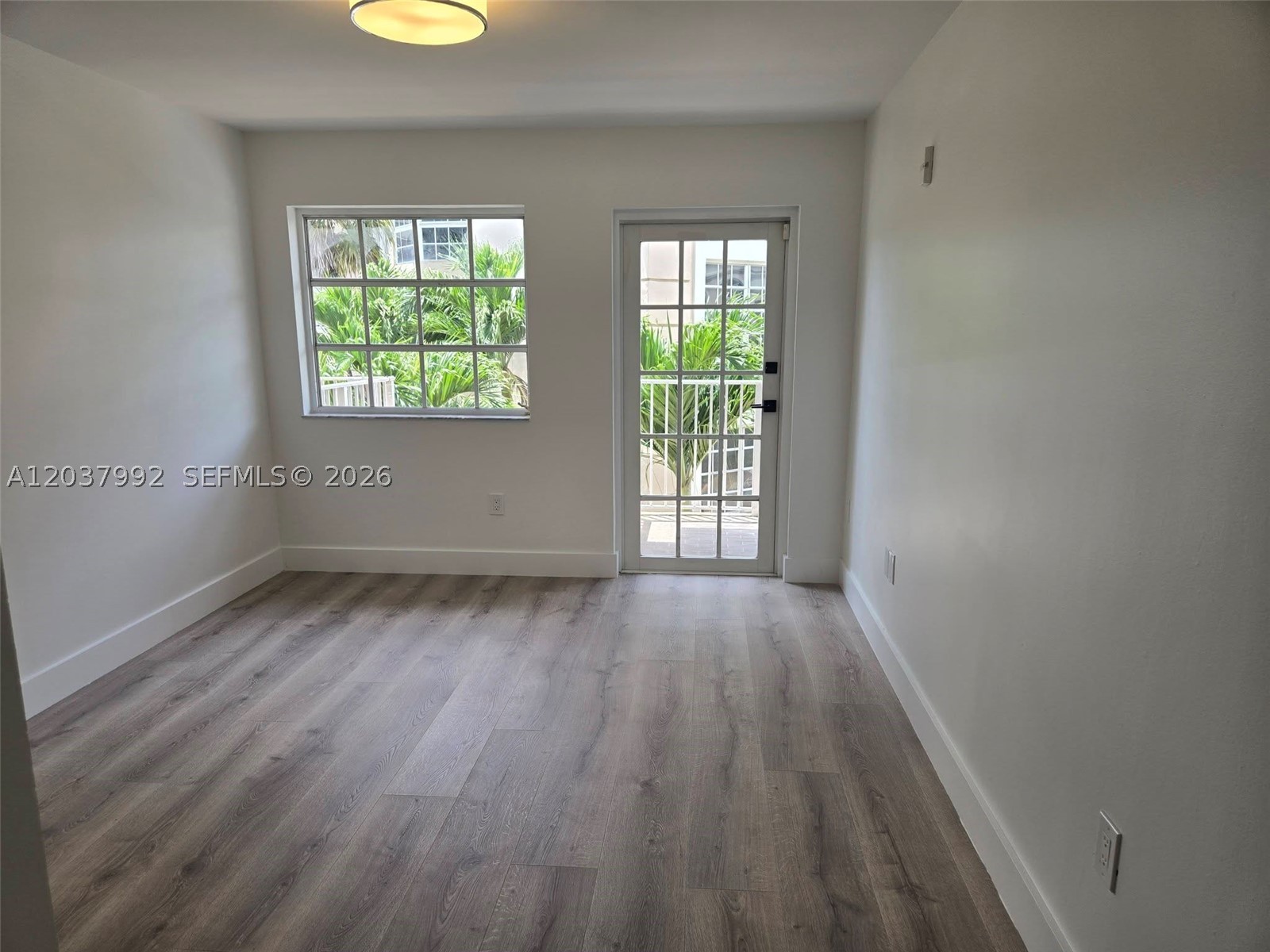 UNIVERSITY INN CONDO - Residential Lease