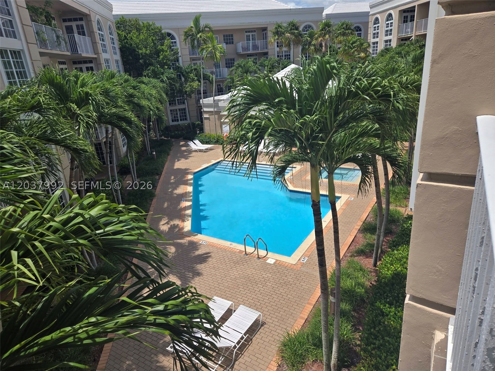 UNIVERSITY INN CONDO - Residential Lease