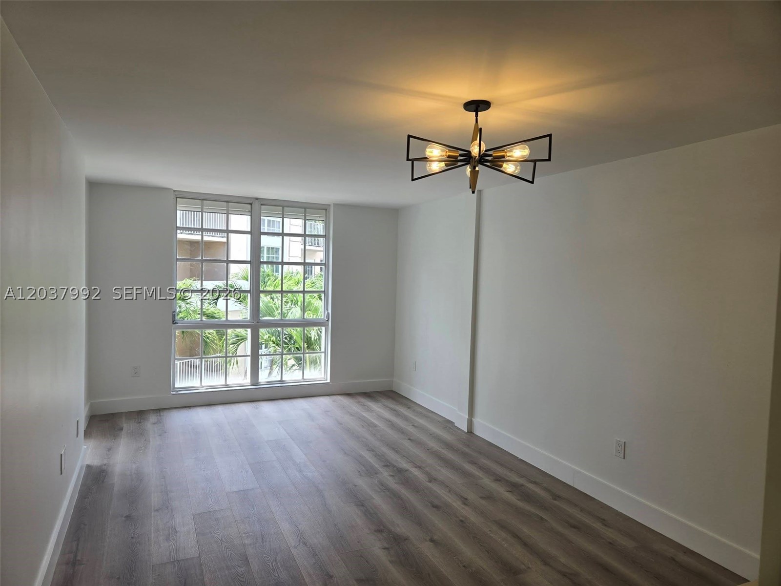 UNIVERSITY INN CONDO - Residential Lease