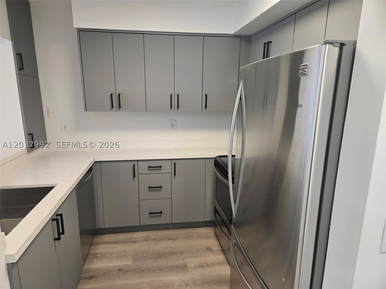 UNIVERSITY INN CONDO - Residential Lease