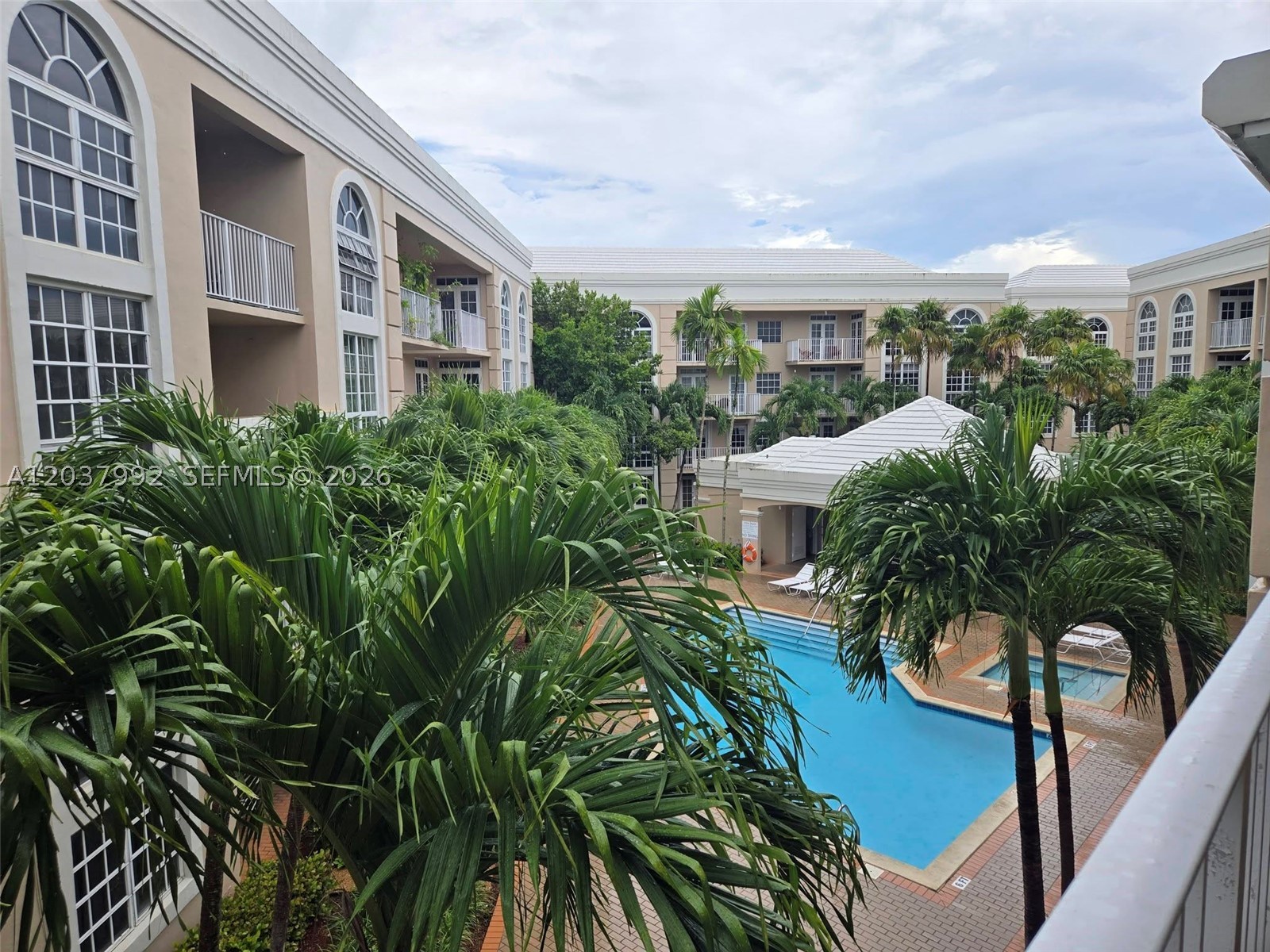 UNIVERSITY INN CONDO - Residential Lease