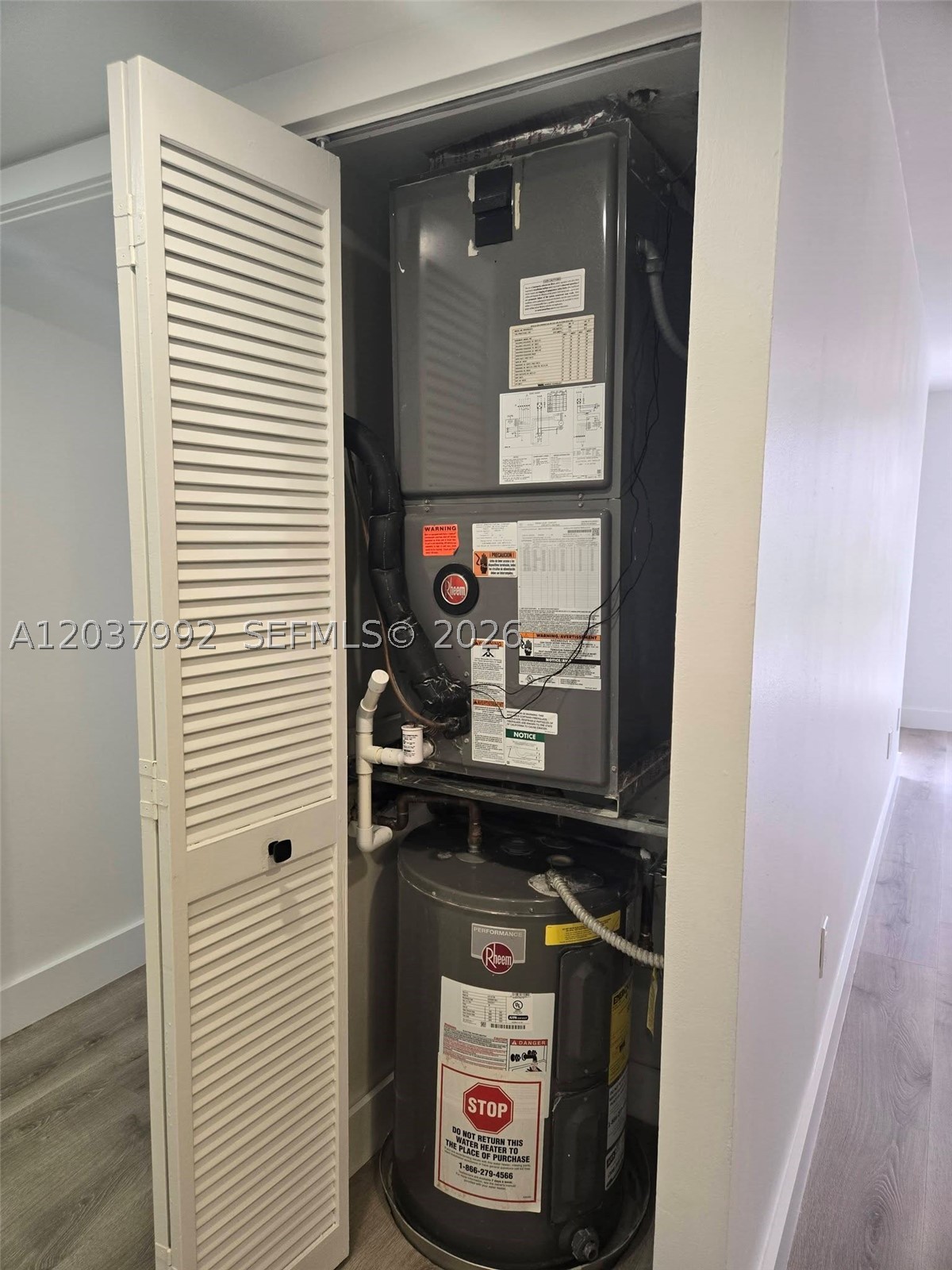 UNIVERSITY INN CONDO - Residential Lease