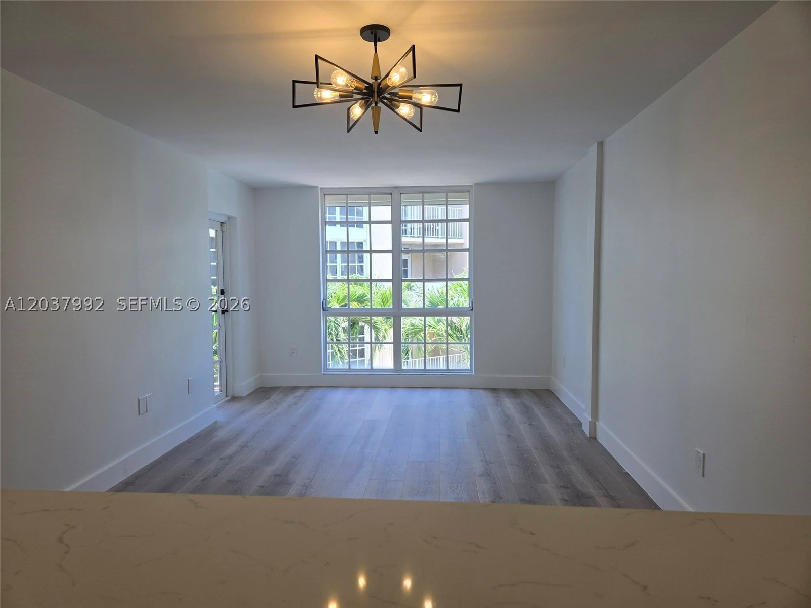 UNIVERSITY INN CONDO - Residential Lease