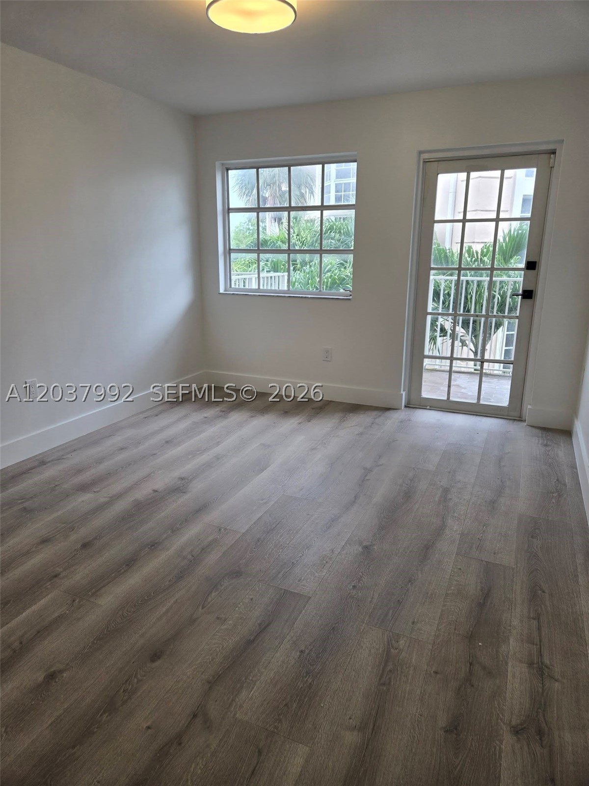 UNIVERSITY INN CONDO - Residential Lease