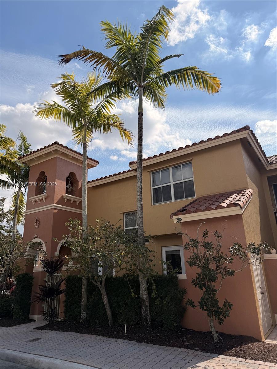 Pembroke Cay - Residential
