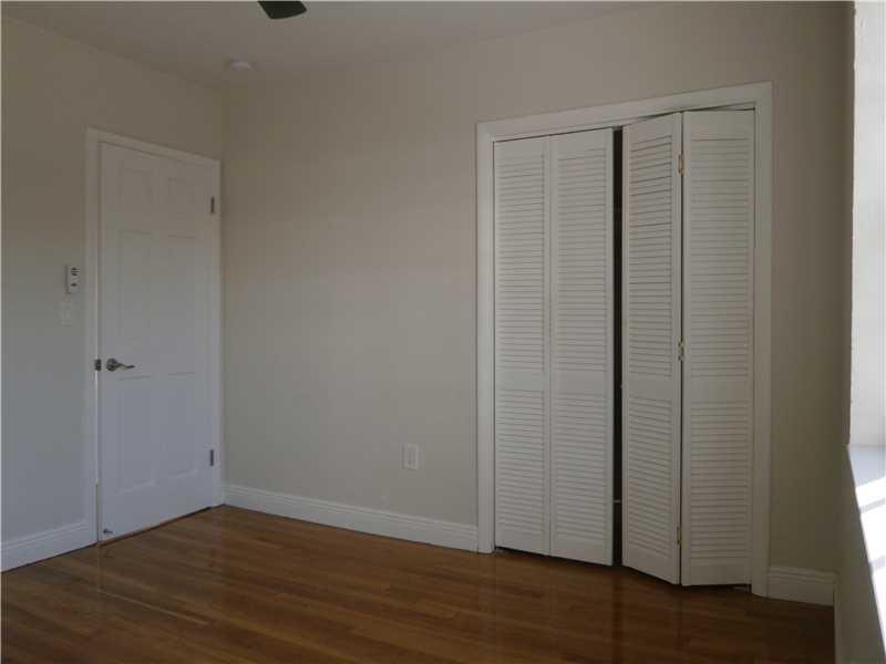 8 54 41 CORAL GABLES DOUG - Residential Lease