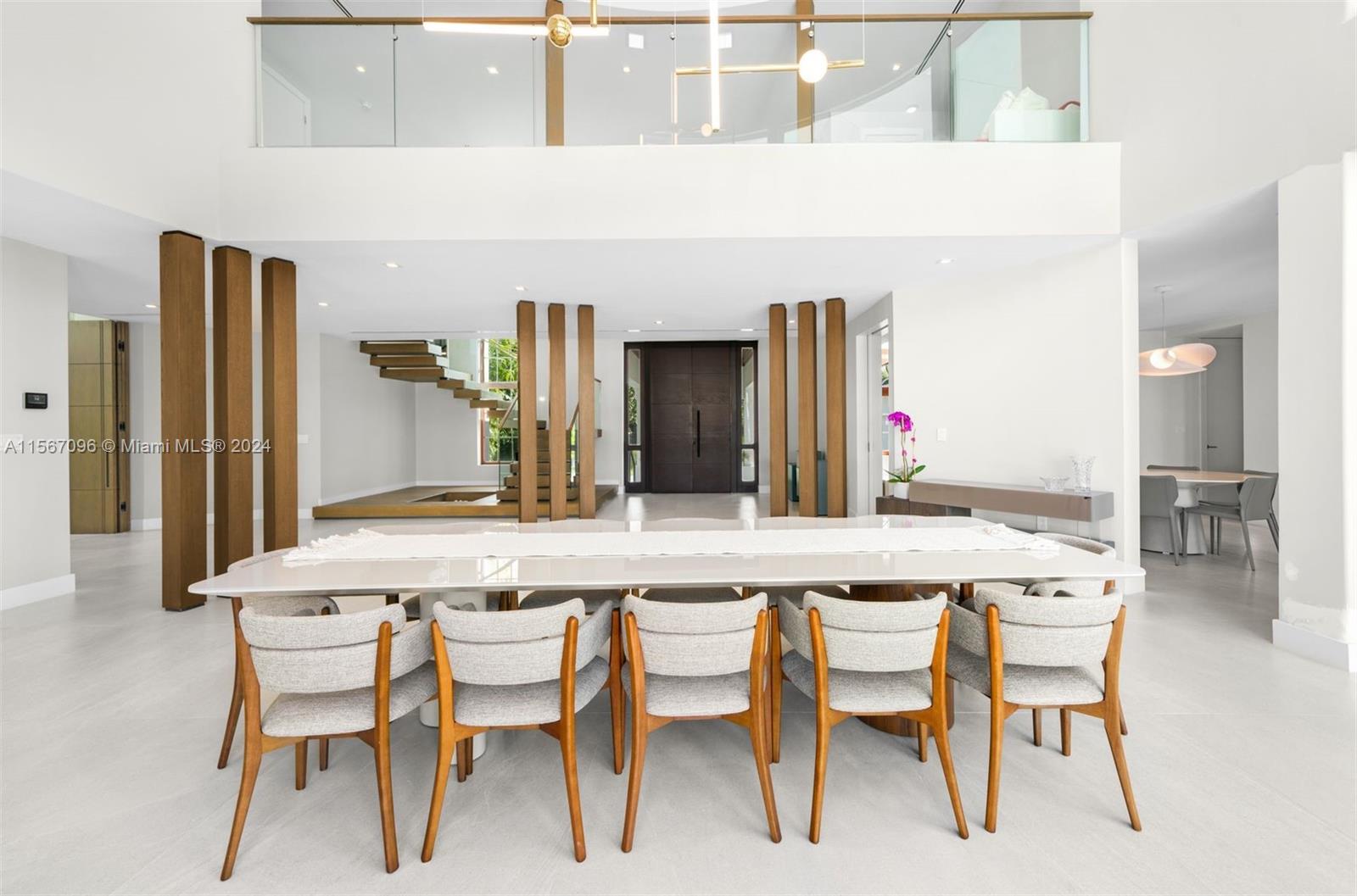 GOLDEN BEACH SEC E - Residential