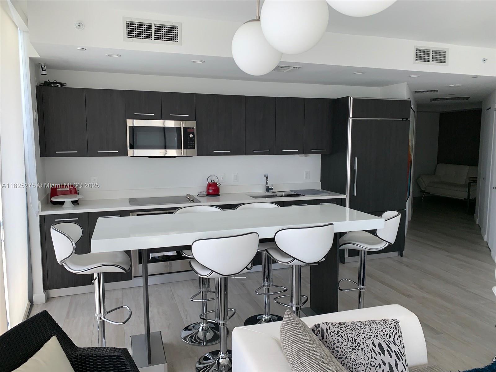 BRICKELL HEIGHTS WEST CON - Residential