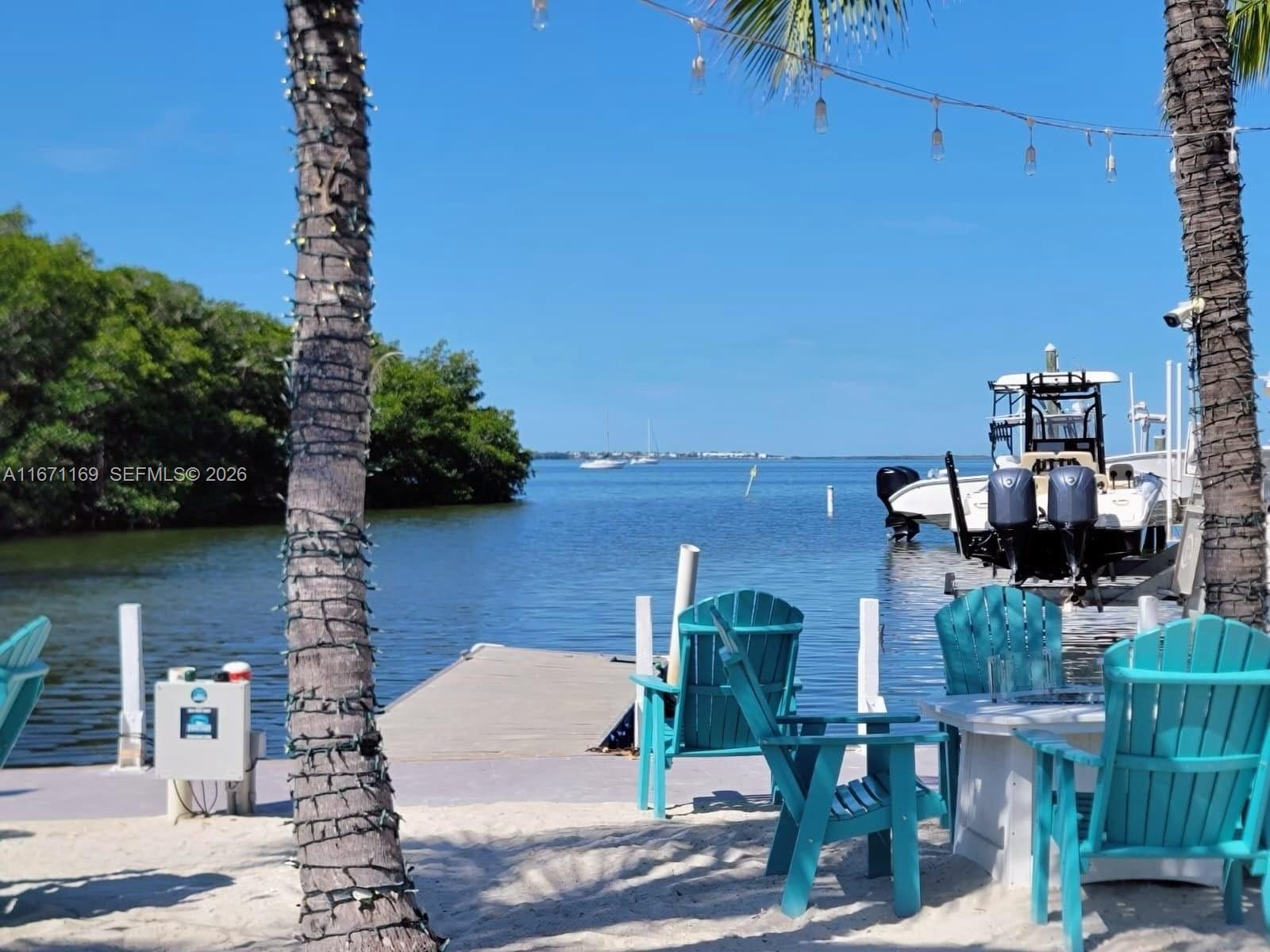 CALUSA CAMPGROUND - Land