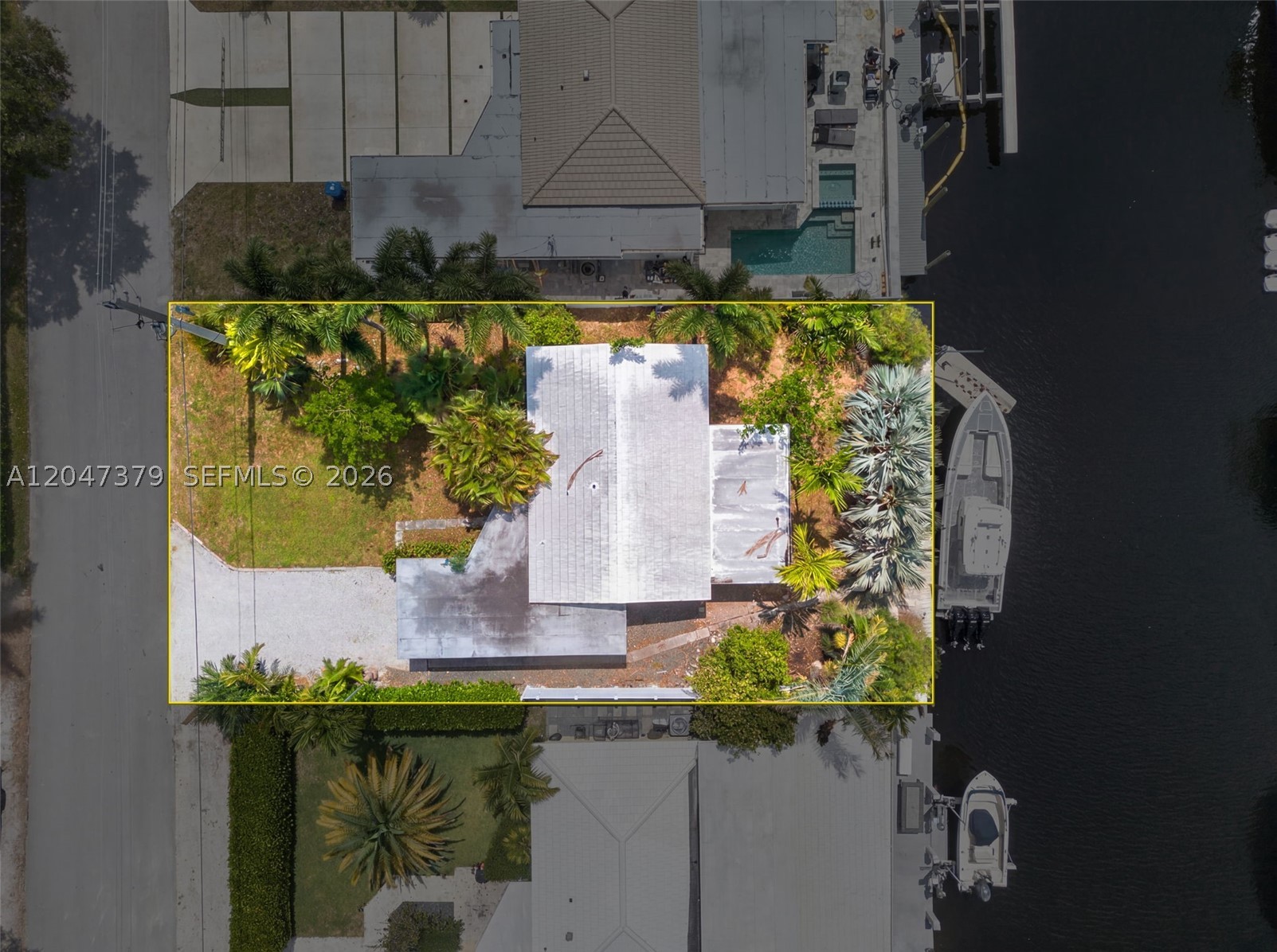 POMPANO ISLES - Residential