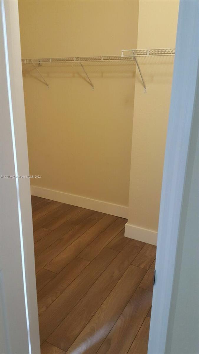 INTERLAKEN - Residential Lease