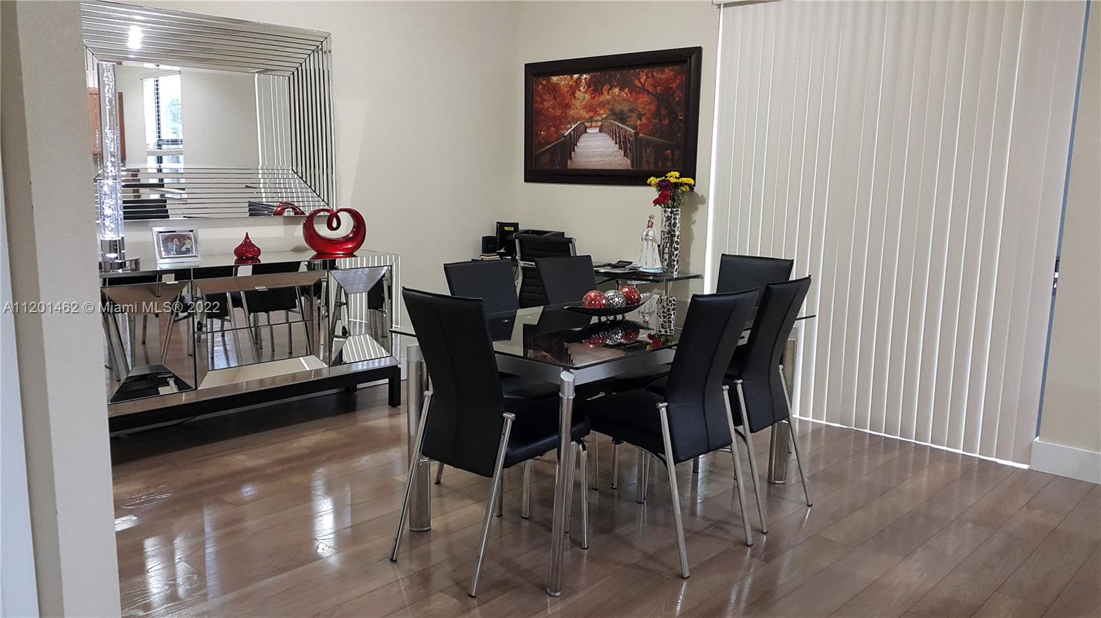 INTERLAKEN - Residential Lease
