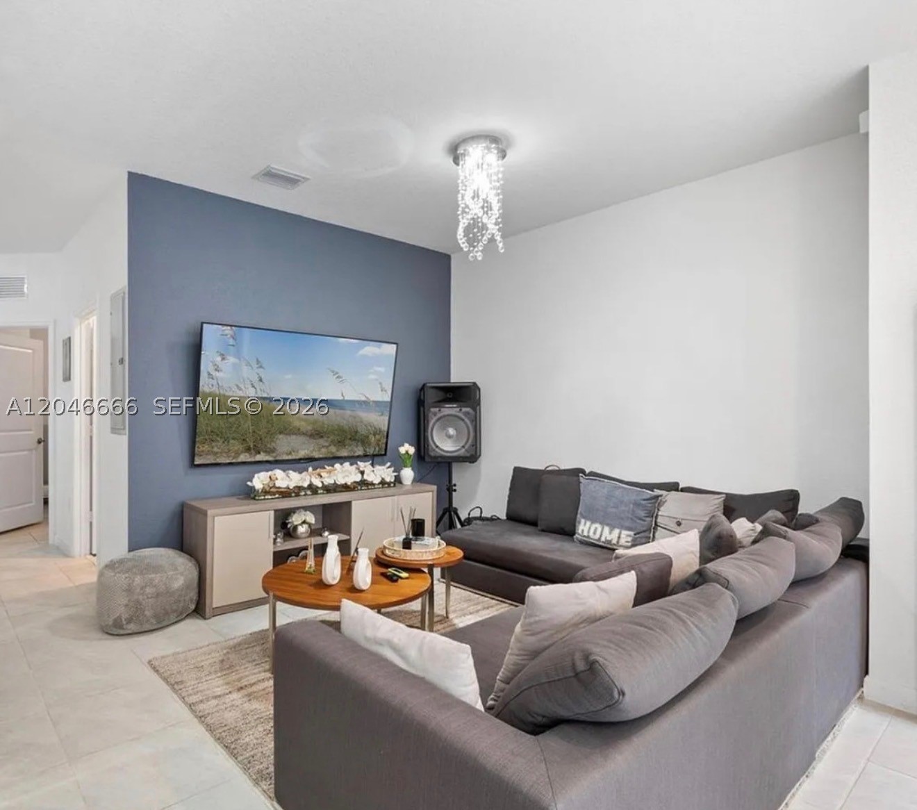 PINE ISLE - Residential