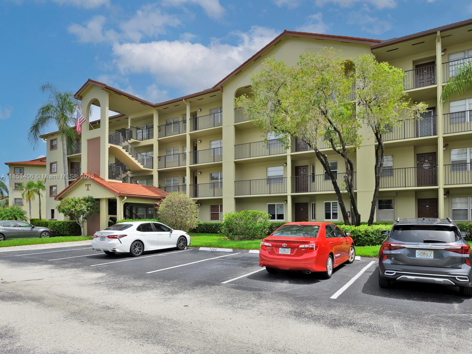 IVANHOE EAST AT CENTURY V - Residential