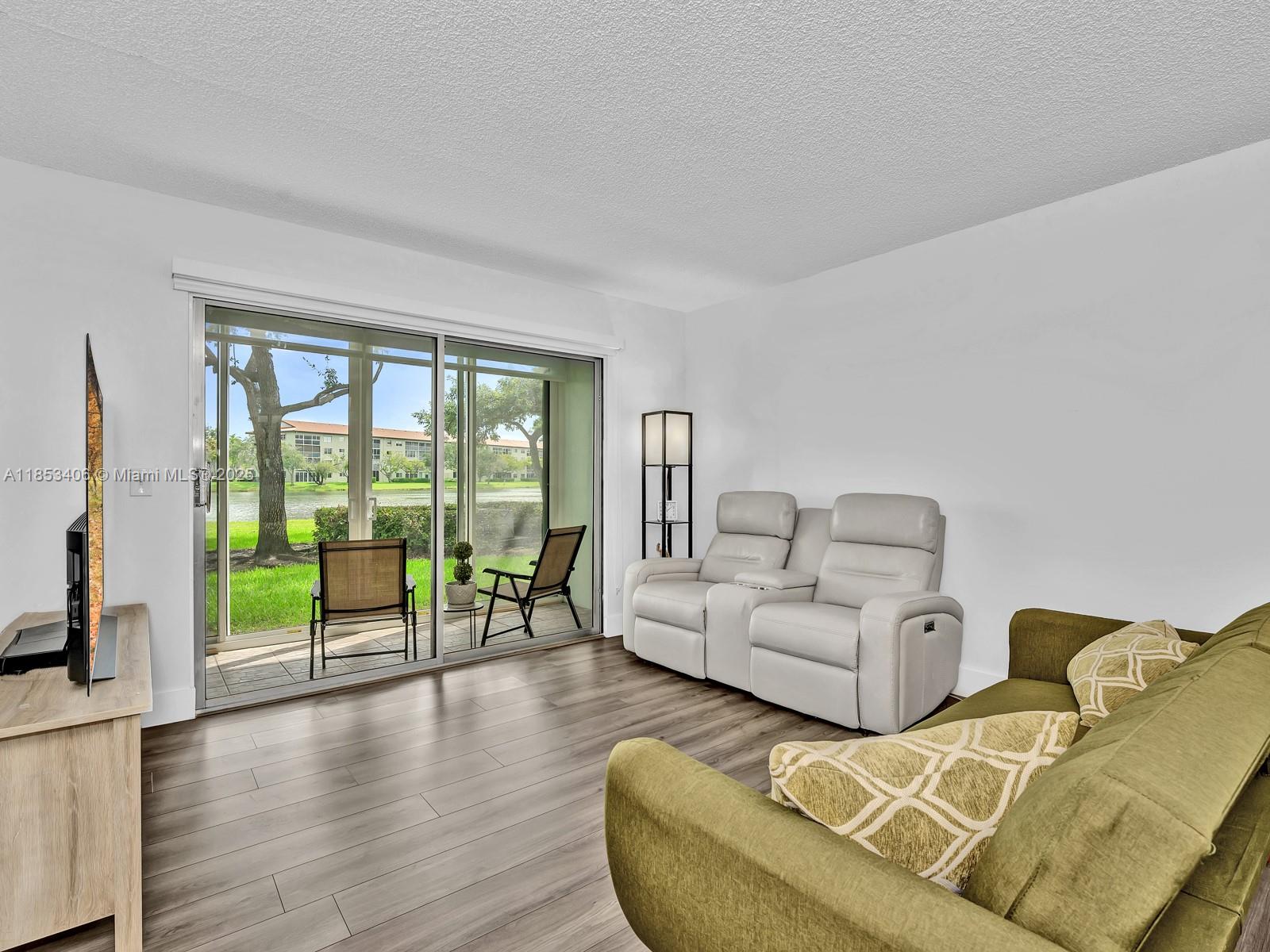 IVANHOE EAST AT CENTURY V - Residential