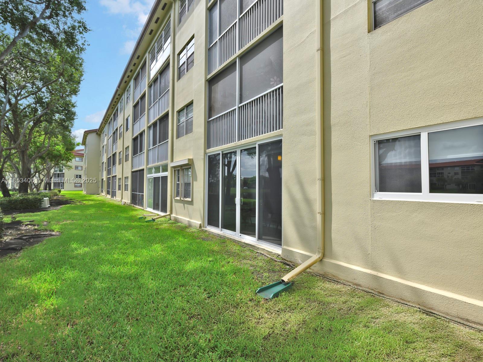 IVANHOE EAST AT CENTURY V - Residential