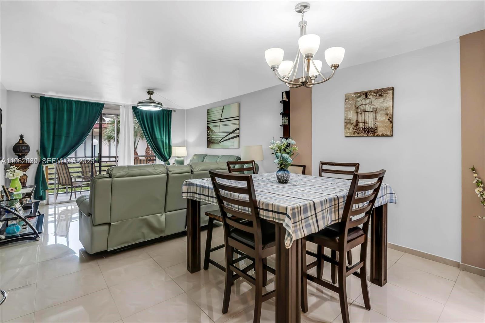 CYPRESS CHASE CONDO NO 8 - Residential