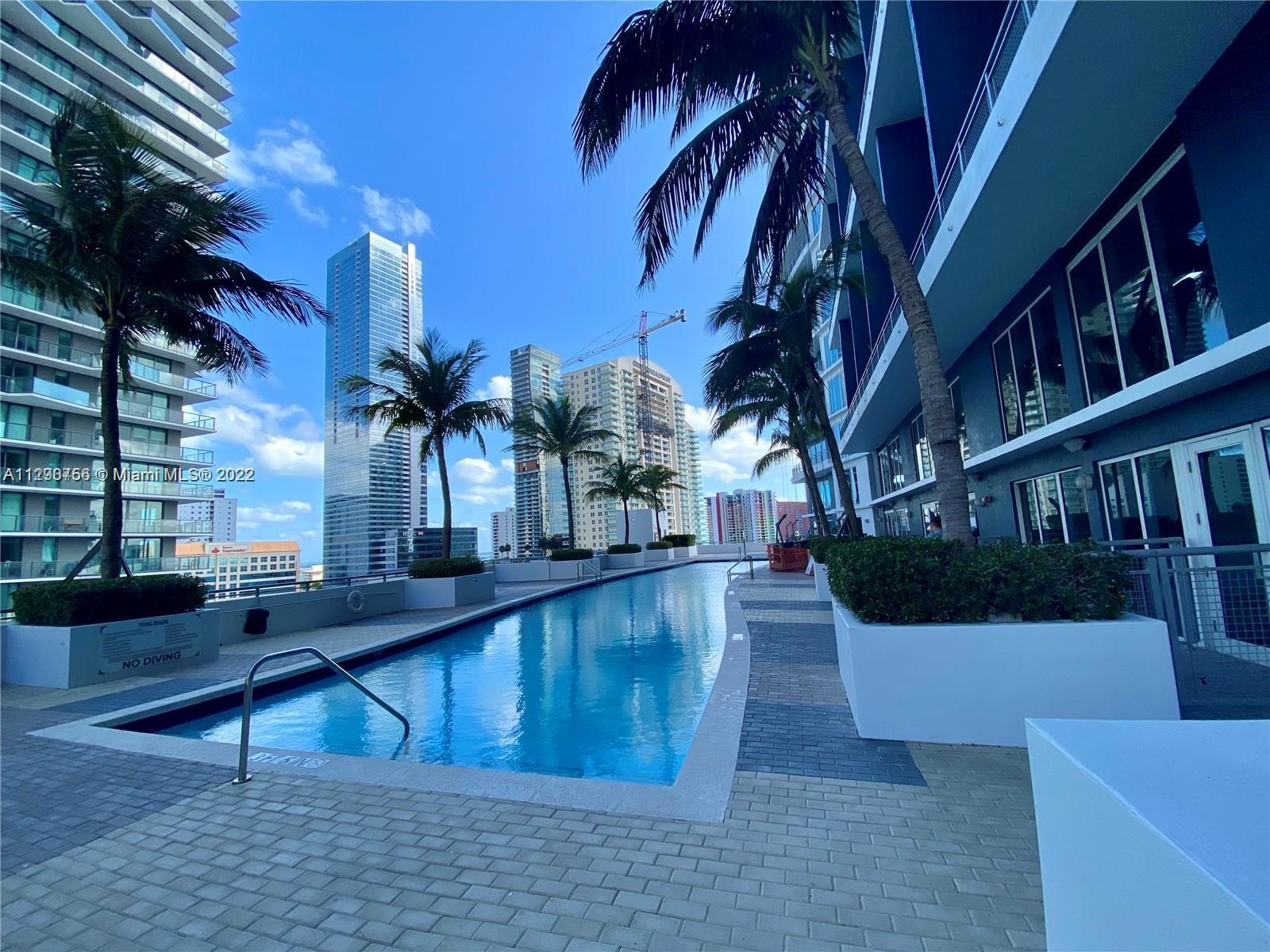INFINITY AT BRICKELL - Residential
