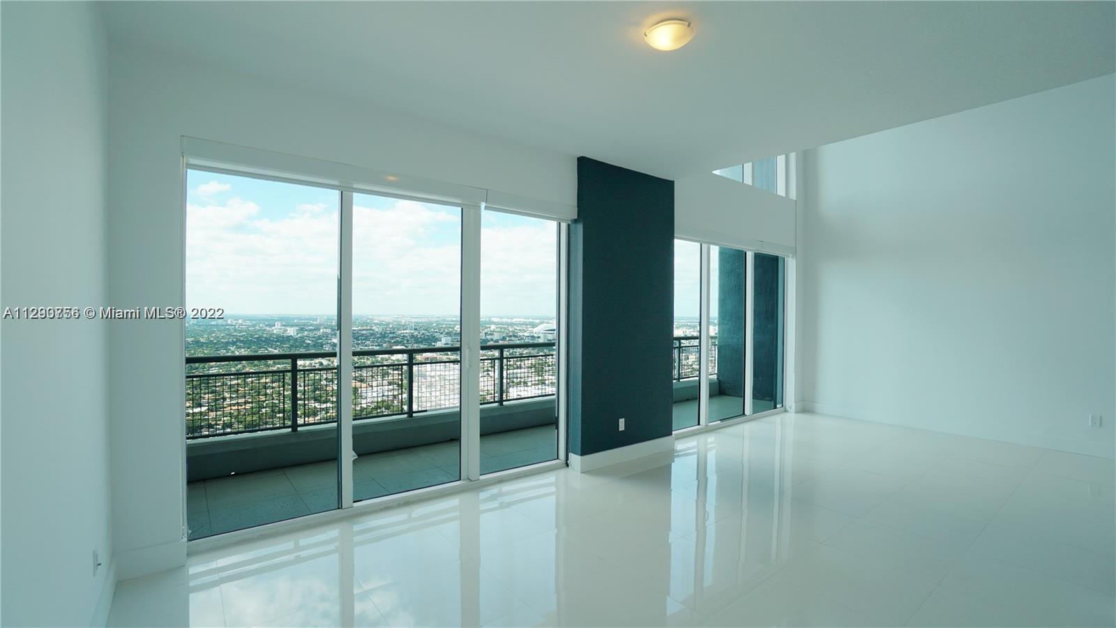 INFINITY AT BRICKELL - Residential
