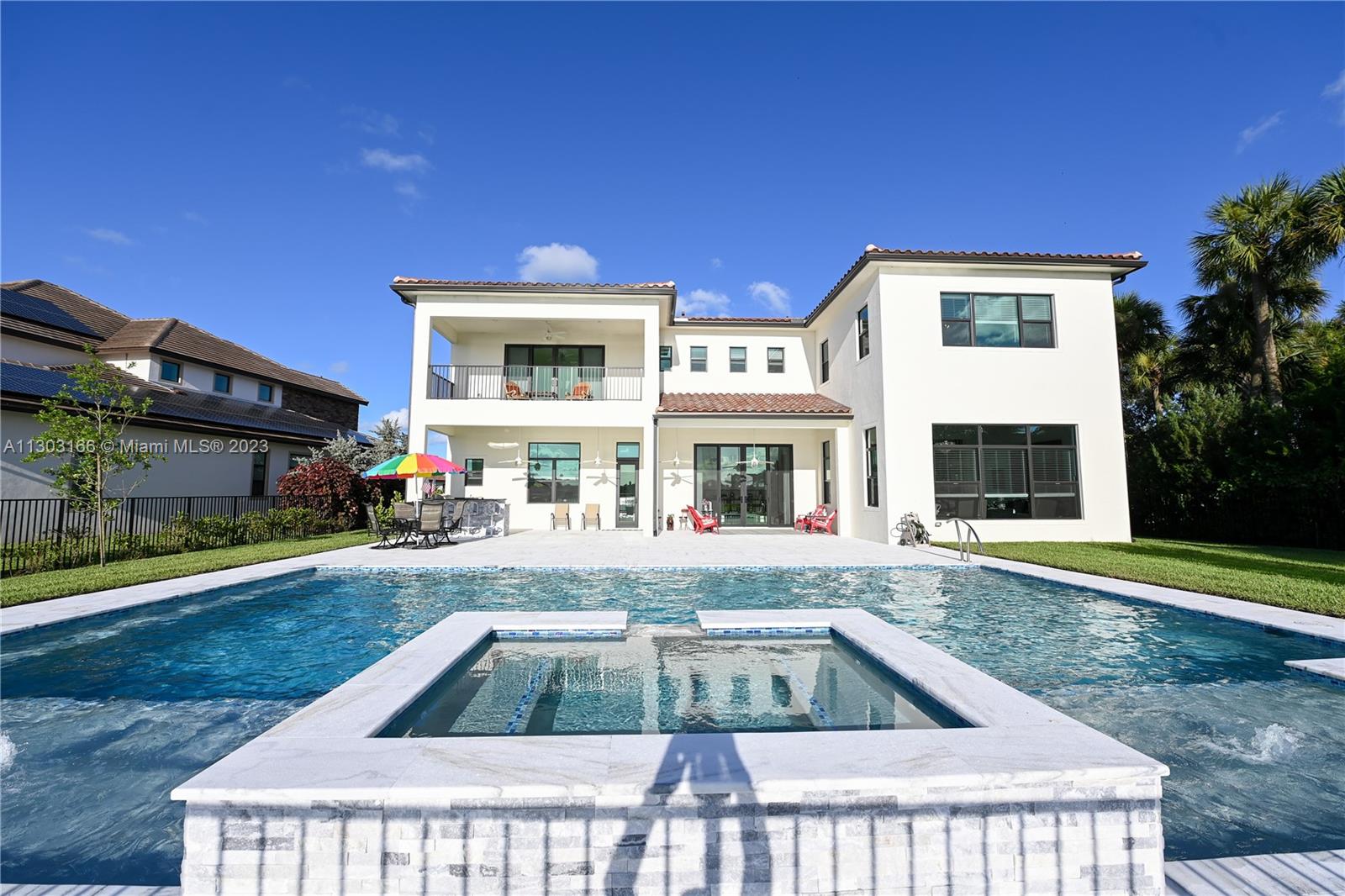 PALM MEADOWS ESTATES - Residential