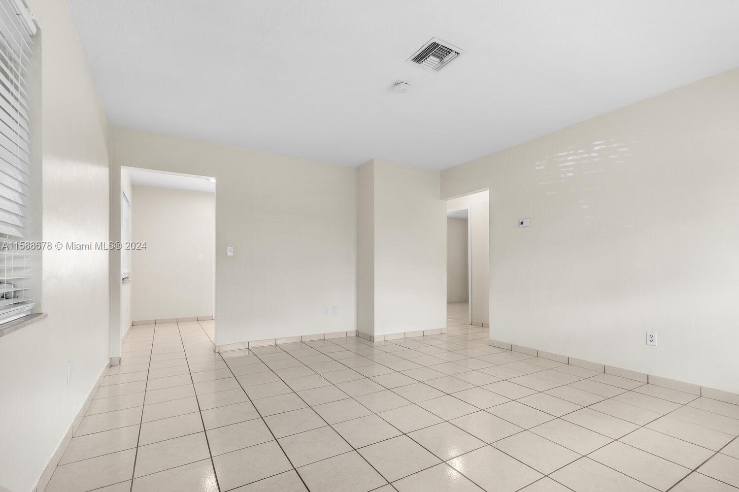 HOLLYWOOD BEACH GARDENS - Residential Lease