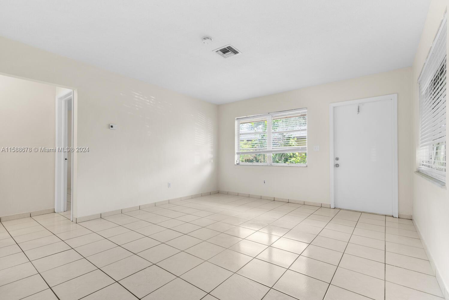 HOLLYWOOD BEACH GARDENS - Residential Lease