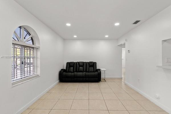 GRAND VISTA CONDO - Residential