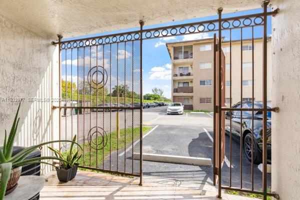 GRAND VISTA CONDO - Residential