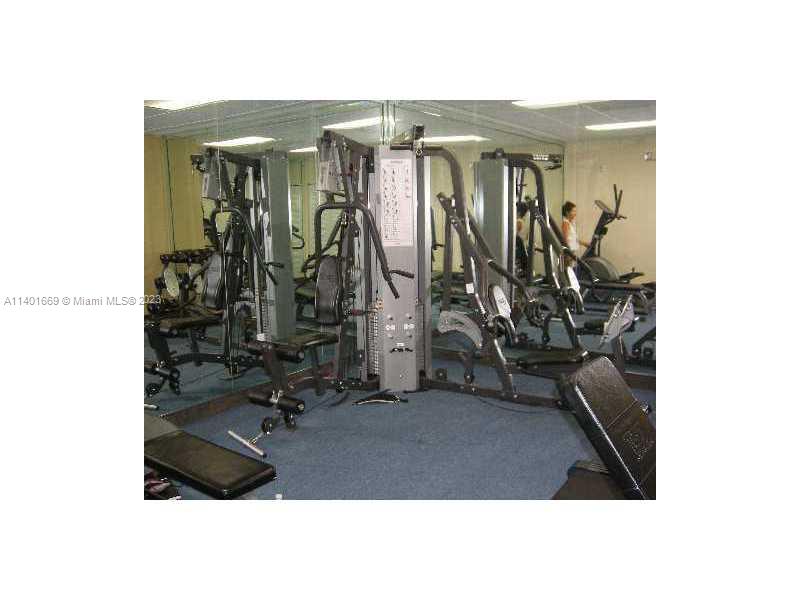 BREEZE CONDO - Residential Lease