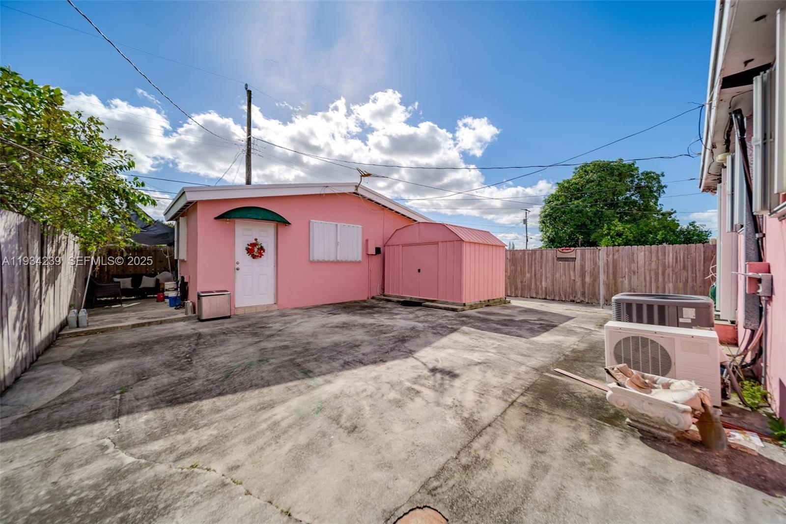 HIALEAH 13TH ADDN AMD PL - Residential