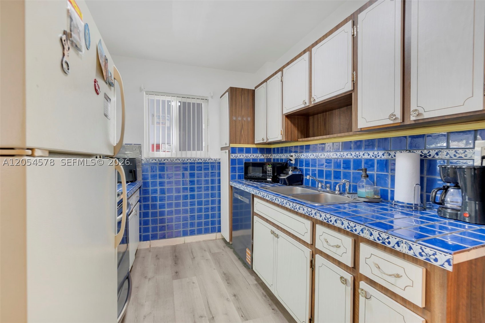 MARBELLA APTS CONDO - Residential Lease