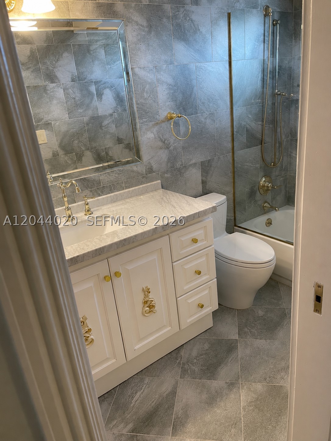 MEADOWBROOK TOWERS CONDO - Residential