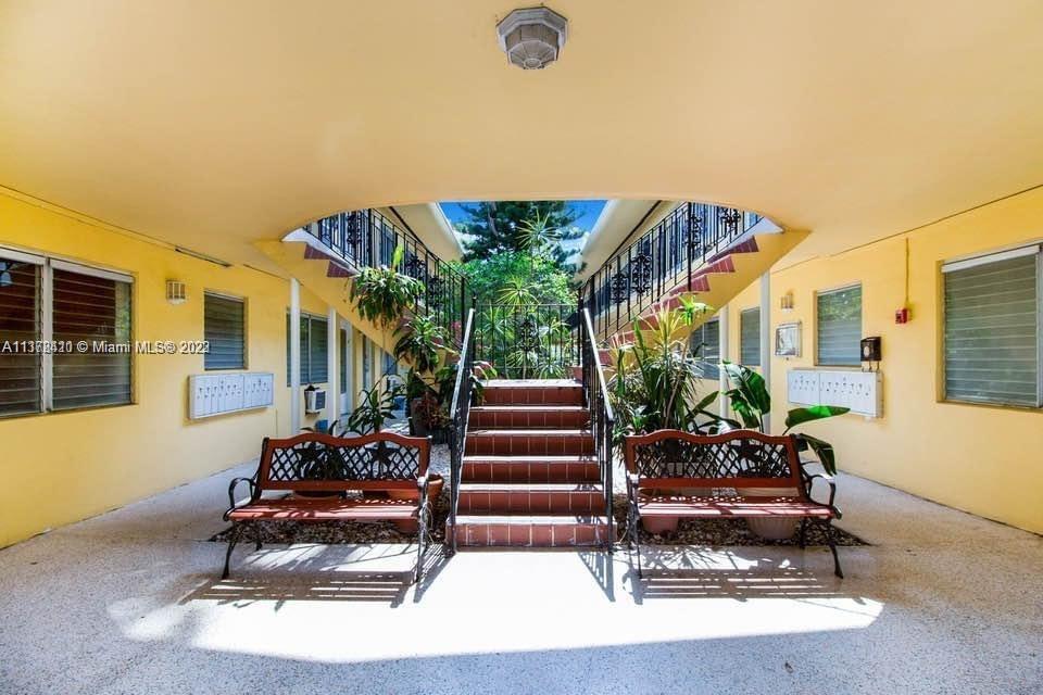 GOLDEN DREAMS CONDO - Residential
